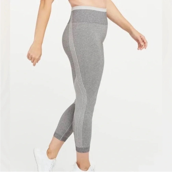 Spanx Look At Me Now Seamless Sculpt Casual Legging Spacedye cloudy grey Small - Picture 1 of 10